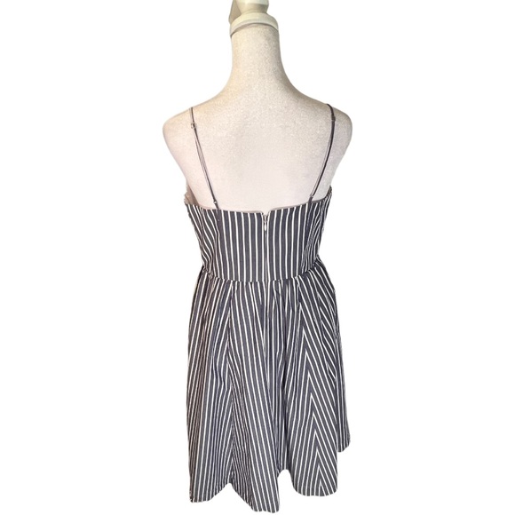 J. Crew Cotton Fit & Flare Sundress in Chambray and White Stripe w Pockets, Sz 6 - Picture 5 of 8